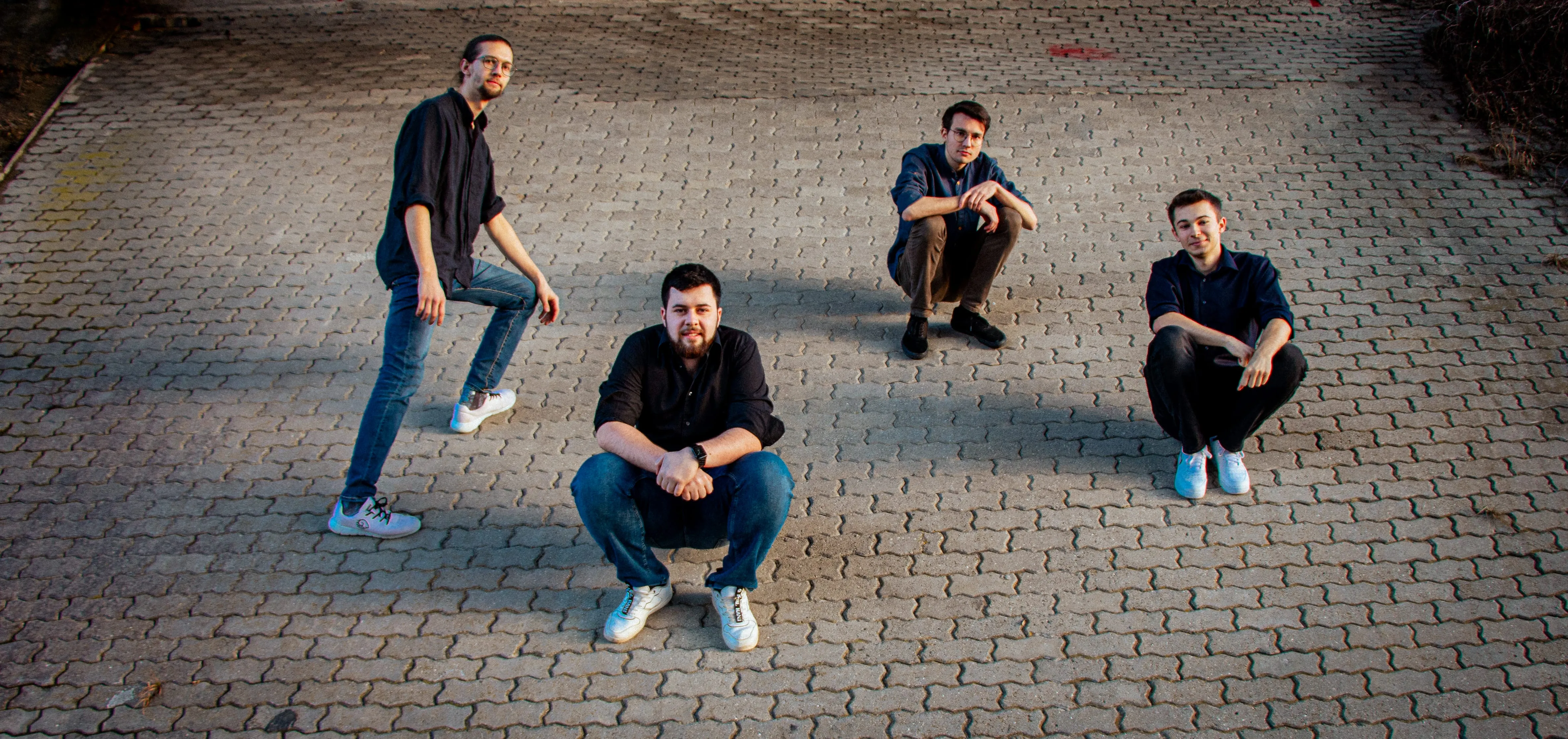 PlusVierDrei Foto – Plus Vier Drei Bandfoto Ext